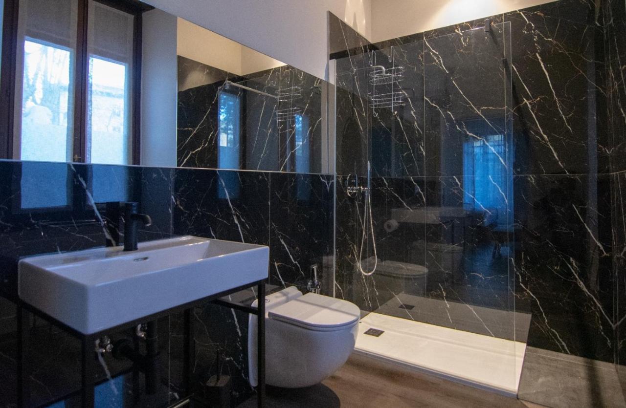 Palazzo Lachman Rooms Trento Bagian luar foto