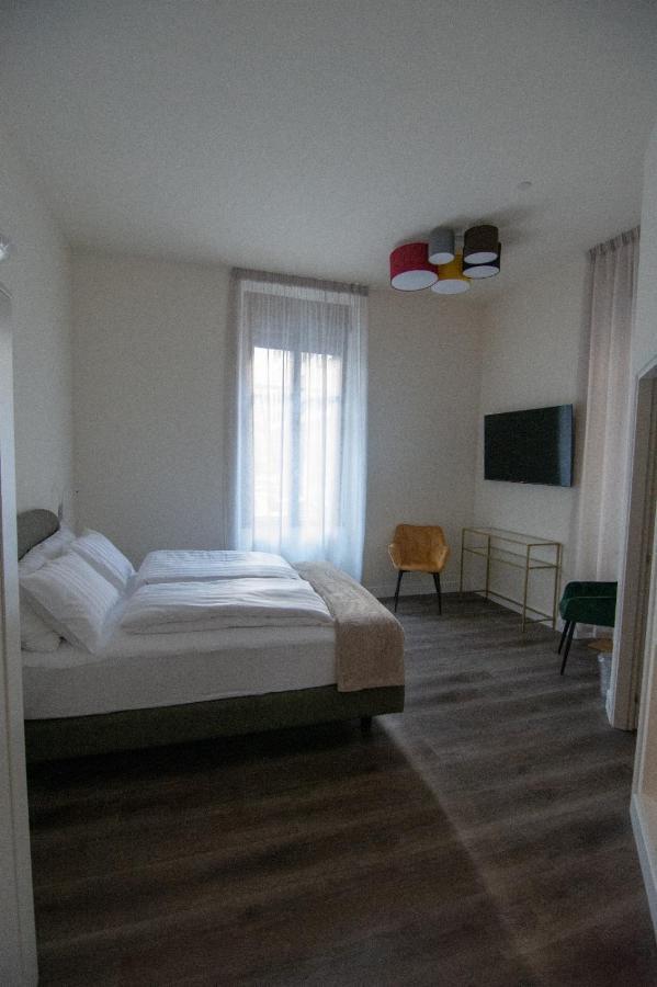 Palazzo Lachman Rooms Trento Bagian luar foto